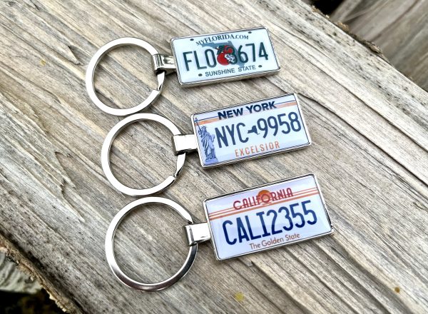 Minnesota License Plate Keychain - Image 3