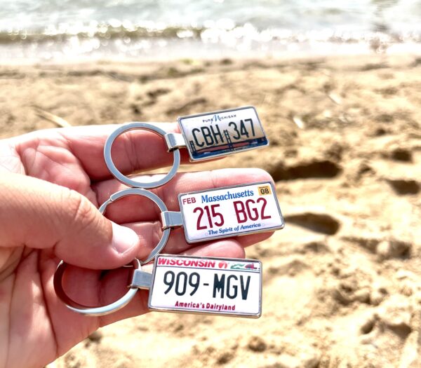 Minnesota License Plate Keychain - Image 13