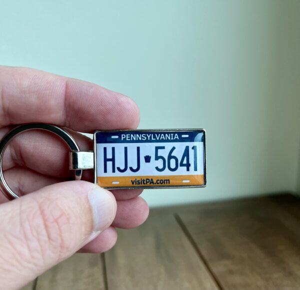 Pennsylvania License Plate Keychain - Image 6