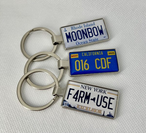 Pennsylvania License Plate Keychain - Image 8