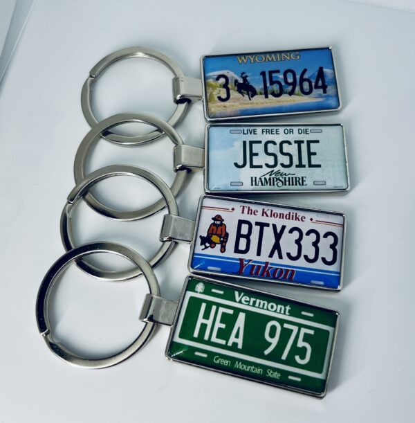 Wyoming License Plate Keychain - Image 6